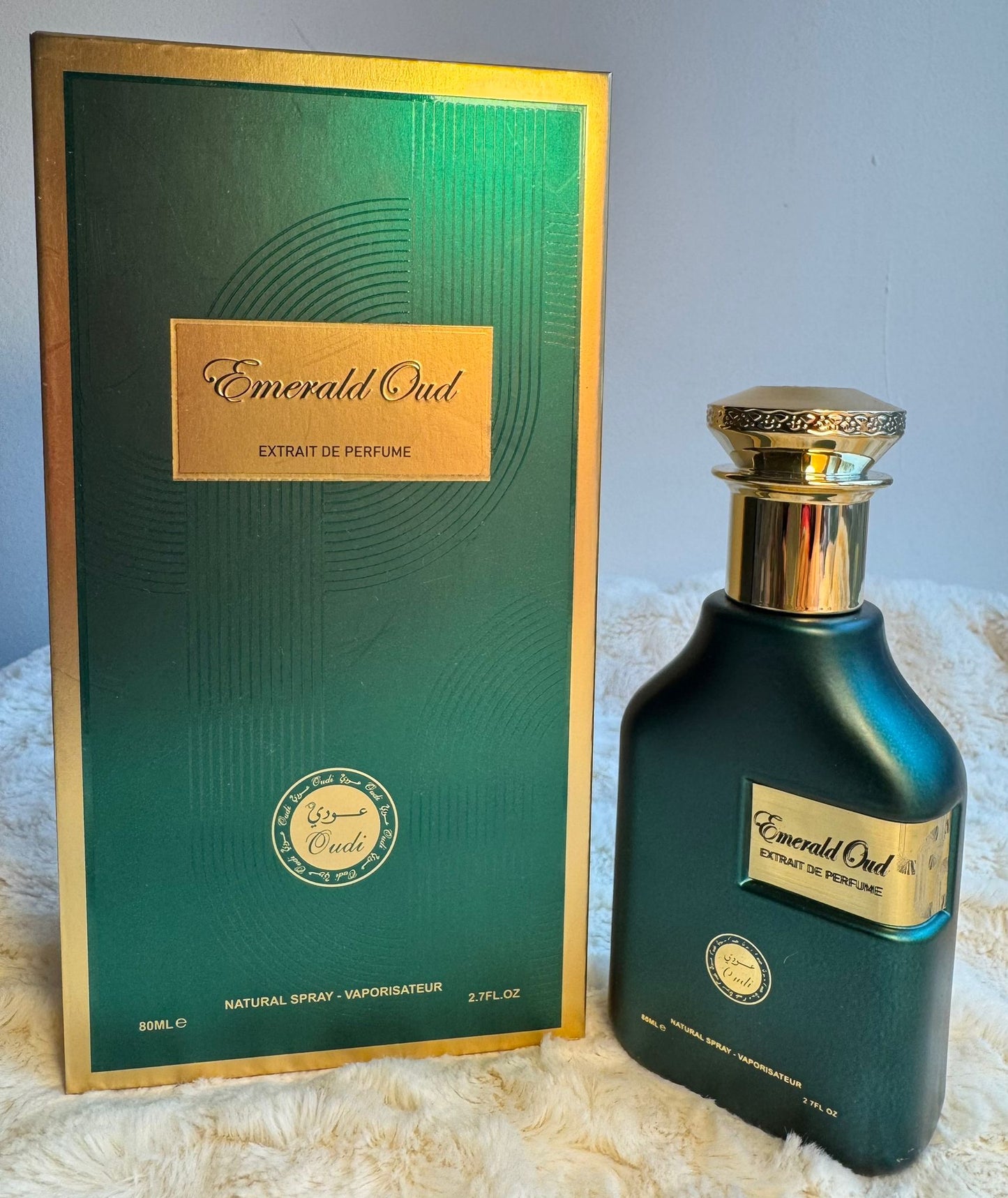 Emerald Oud Extrait de Parfum 80ml – Fragrância Opulenta com Amostra Grátis Inclusa na Amostra Grátis