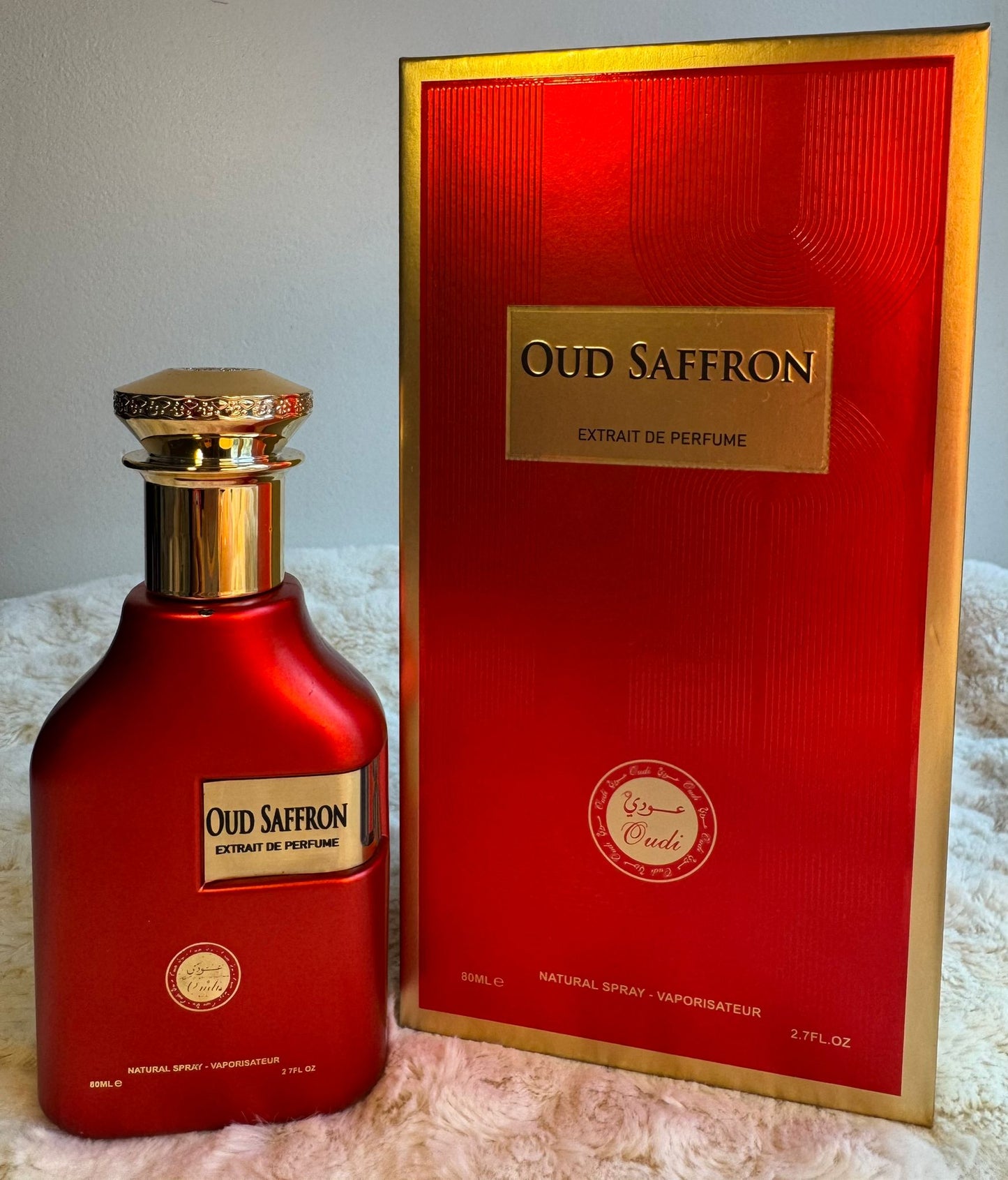 Oud Saffron Extrait de Parfum 80ml – Fragrância luxuosa com amostra grátis incluída.