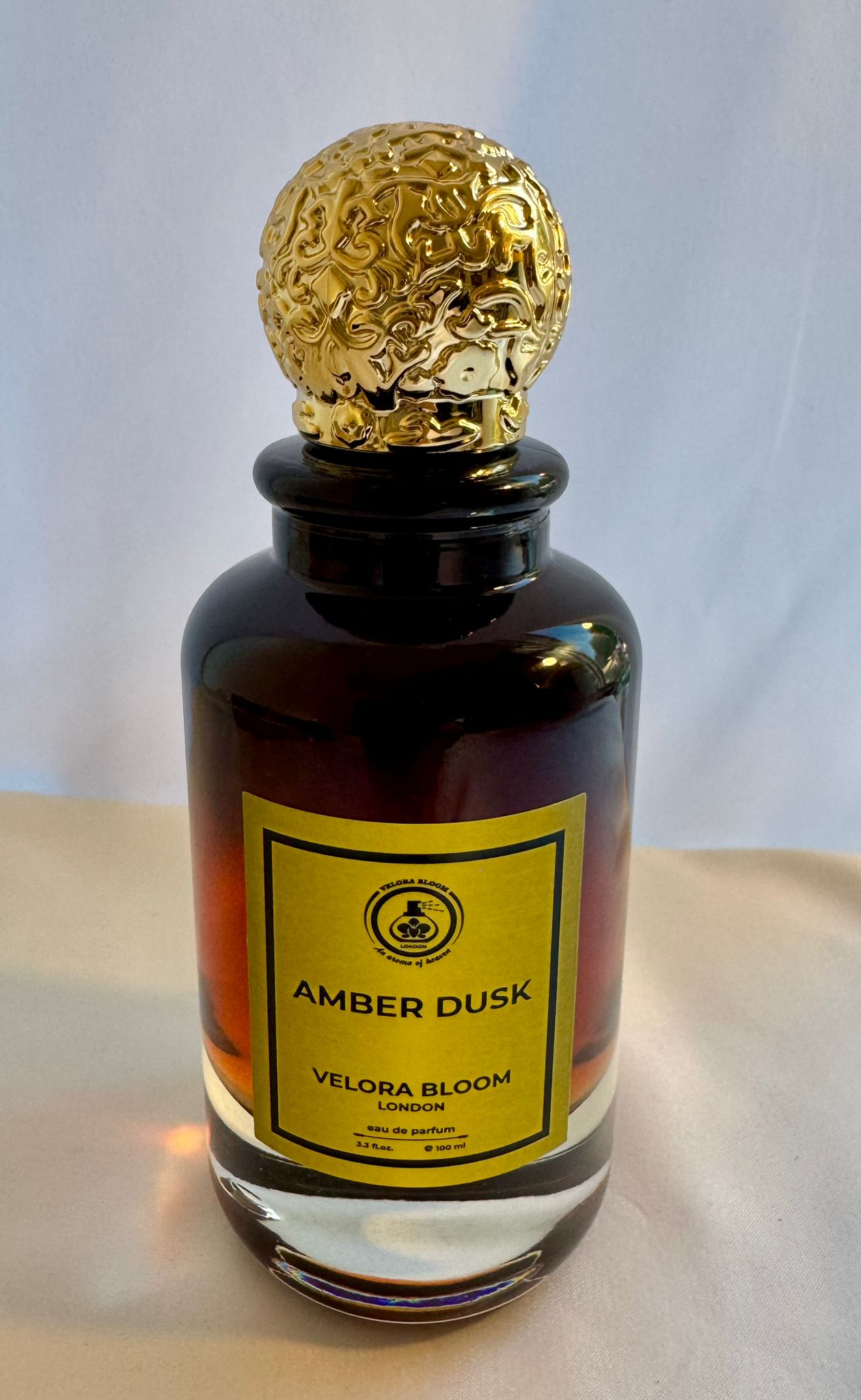 Amber Dusk Unisex Eau de Parfum by Velora Bloom – 100ML of Timeless Elegance and Alluring Depth